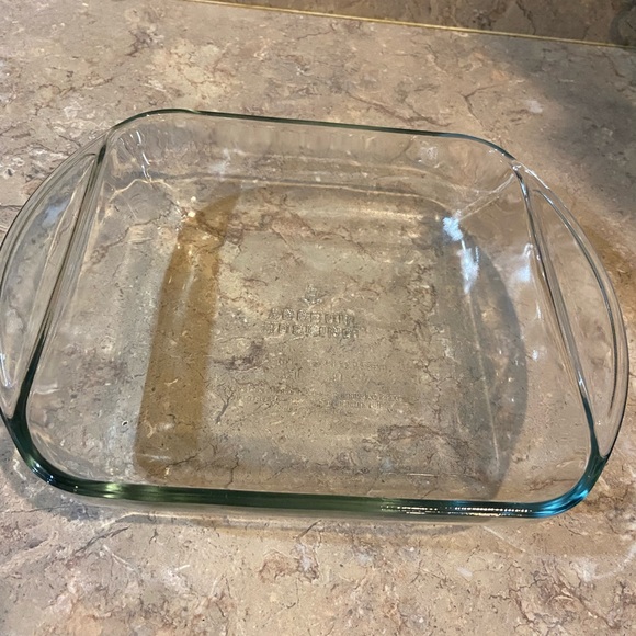 Anchor Hocking clear baking dish with handles - Picture 3 of 4